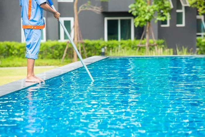 Swimming pool water care and equipment inspection in Dubai