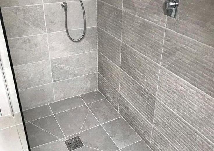 professional tile fixing and installation services in Dubai